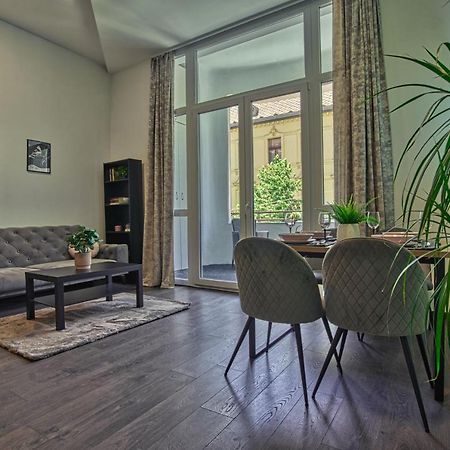 Jupiter Apartment Zagreb Centar Buitenkant foto